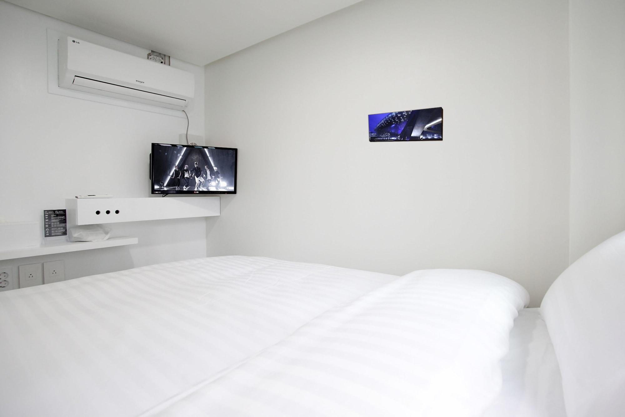 K-Pop Hotel Seoul Tower Buitenkant foto